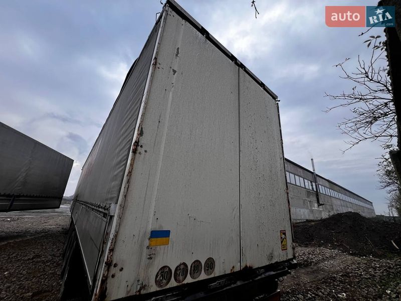 Тентованный борт (штора) - полуприцеп Krone SD 2007 в Ровно
