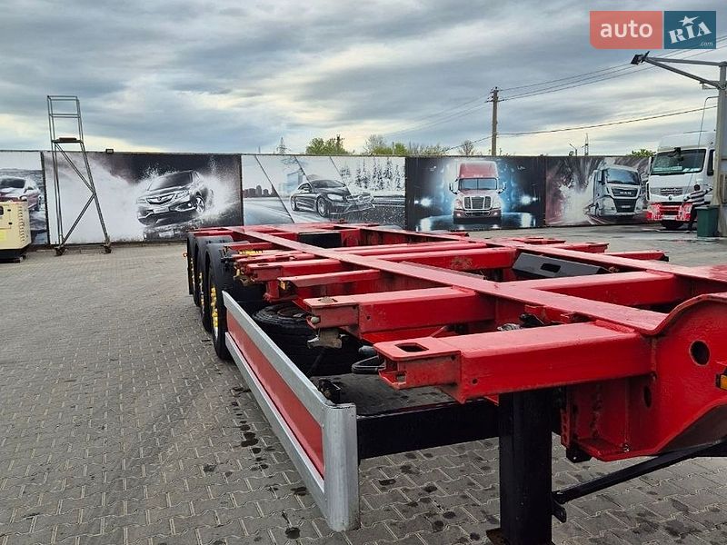 Контейнеровоз напівпричіп Krone SD 2007 в Одесі
