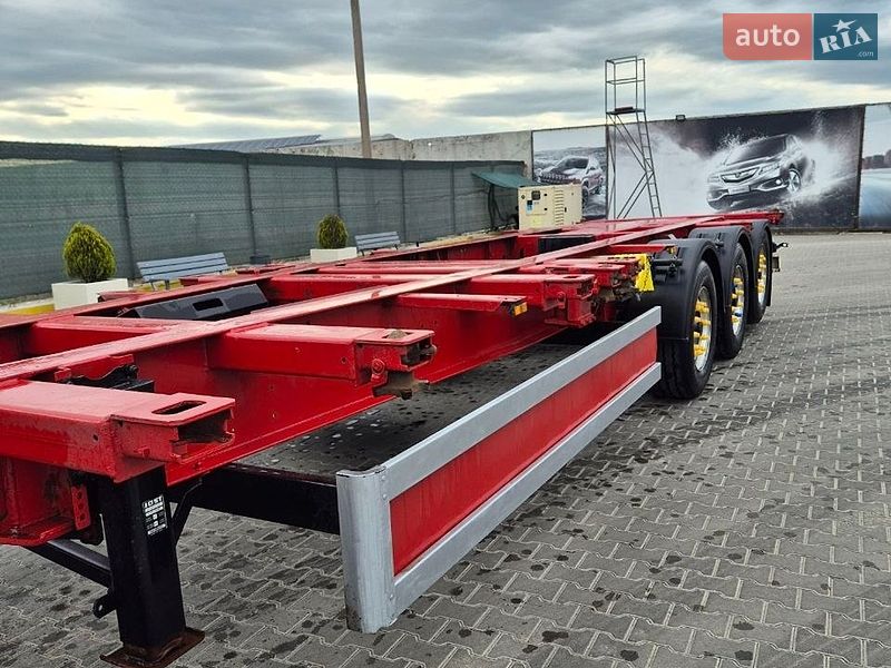 Контейнеровоз напівпричіп Krone SD 2007 в Одесі