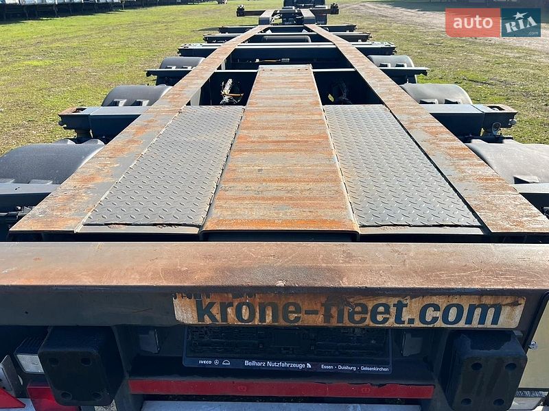 Контейнеровоз напівпричіп Krone SD 2014 в Жовкві