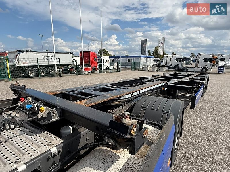 Контейнеровоз полуприцеп Krone SD 2023 в Виннице