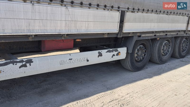 Тентований борт (штора) - напівпричіп Krone SDC 2017 в Рівному