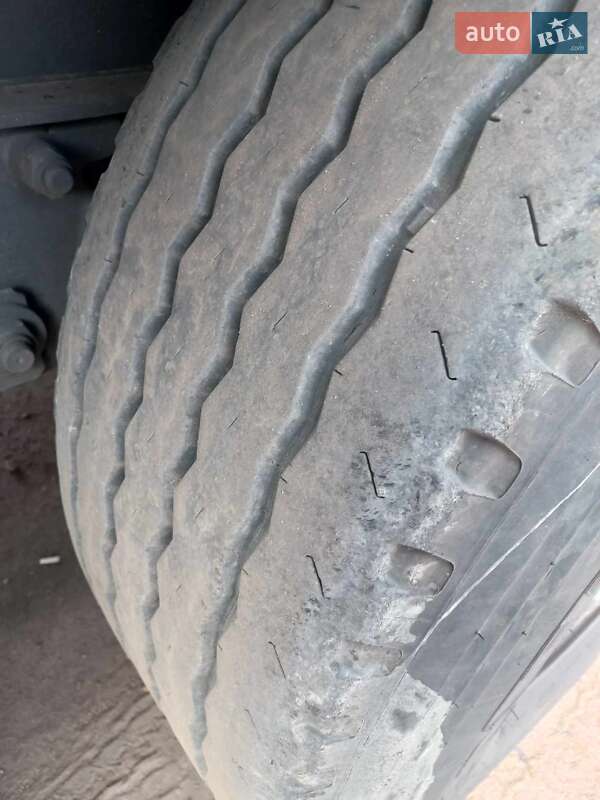 Бортовий напівпричіп Krone SDP 24 2007 в Чернігові