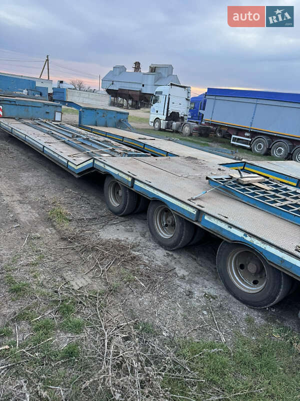 Низкорамна платформа Krone SDP 24 1997 в Одесі