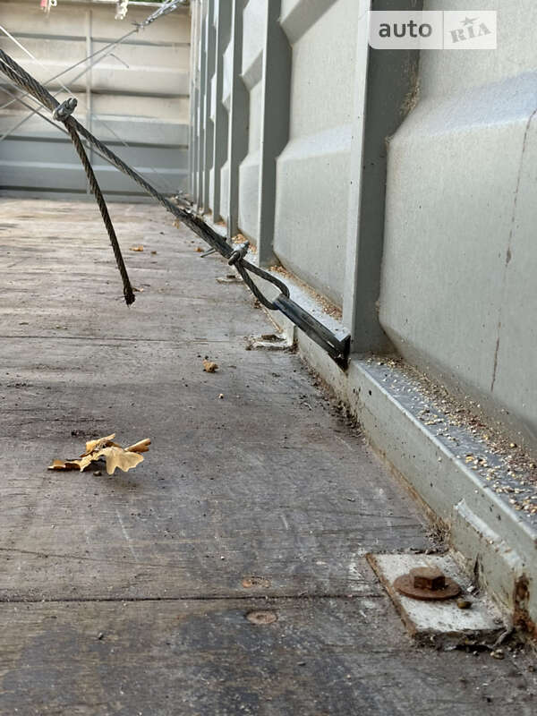 Зерновоз - полуприцеп Krone SDP 27 2006 в Одессе