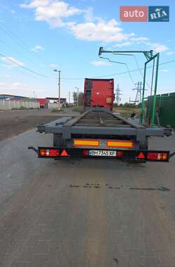 Контейнеровоз Krone SDP 27 2000 в 