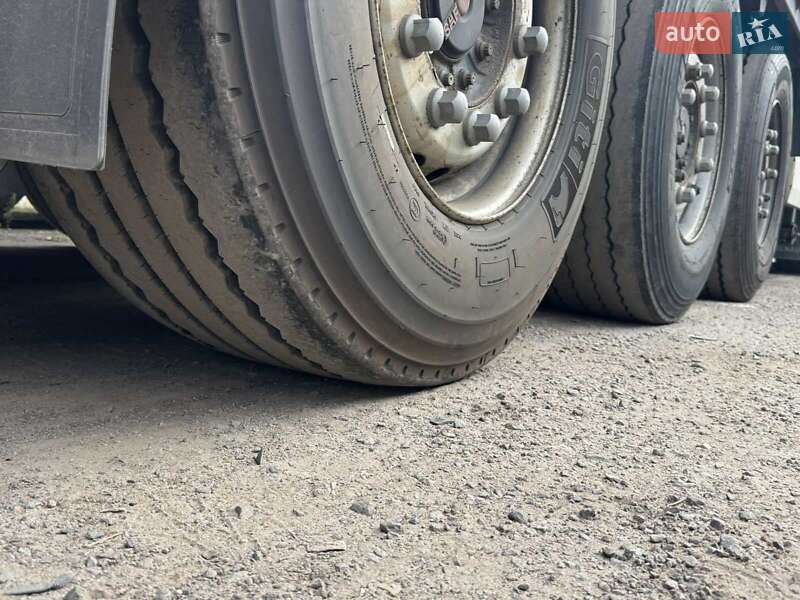 Тентованный борт (штора) - полуприцеп Krone SDP 27 2012 в Ровно фото 5 Тентованный борт (штора) - полуприцеп Krone SDP 27 2012 в Ровно