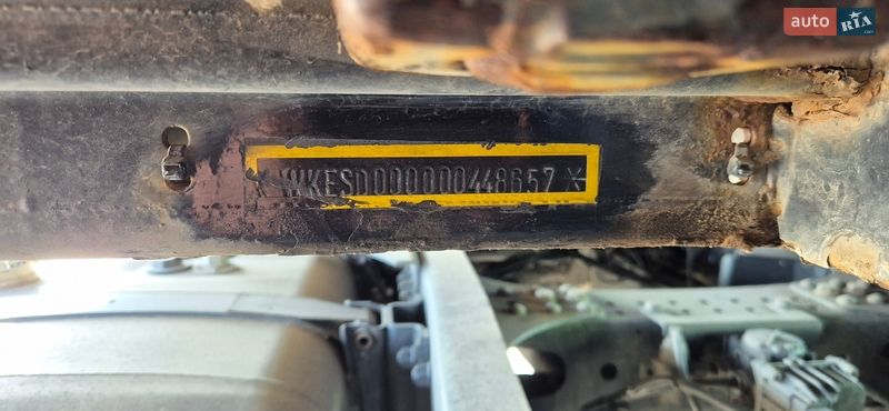 Тентований борт (штора) - напівпричіп Krone SDP 27 2008 в Львові