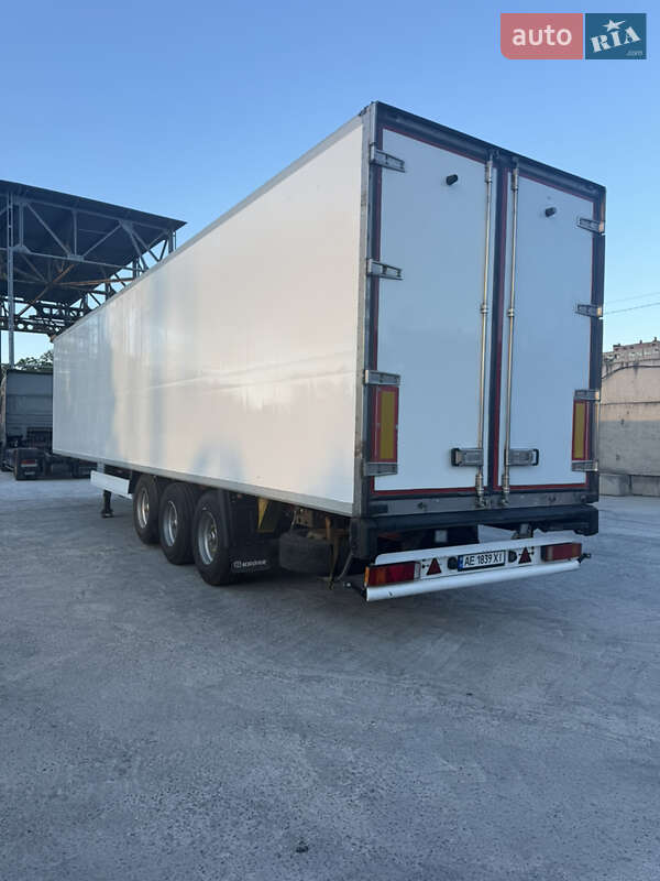 Рефрижератор полуприцеп Krone SDR 27 2005 в Днепре фото 3 Рефрижератор полуприцеп Krone SDR 27 2005 в Днепре