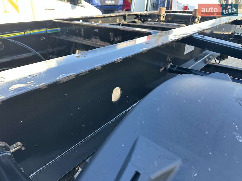 Контейнеровоз Krone ZZ 2015 в Залещиках