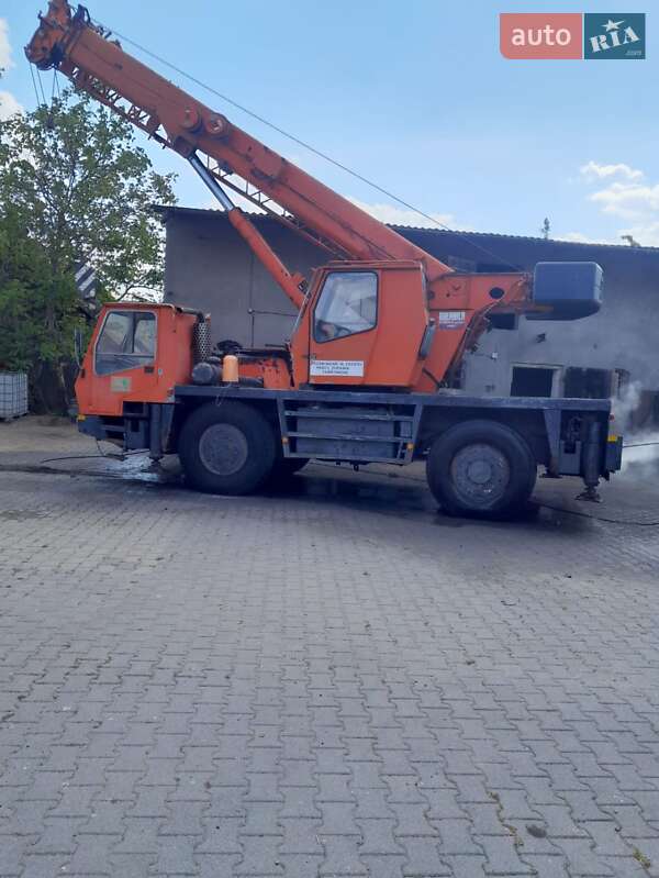 Автокран Krupp КМК 1998 в Тернополе