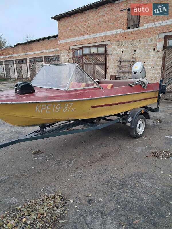 Лодка Крым 1 1974 в Семеновке