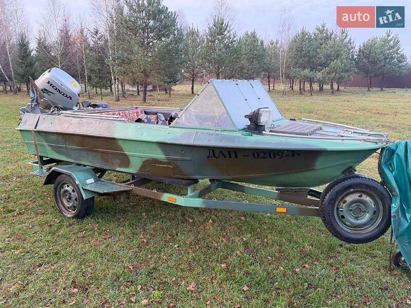 Човен Крим 1 1971 в Луцьку фото 7 Човен Крим 1 1971 в Луцьку