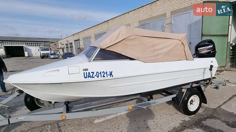 Лодка Крым Крым 1983 в Запорожье