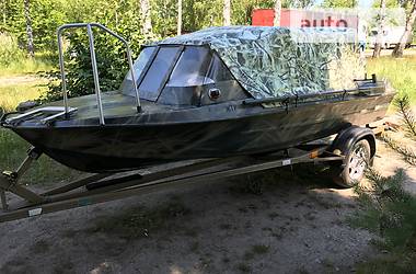 Катер Крым М 2011 в Житомире