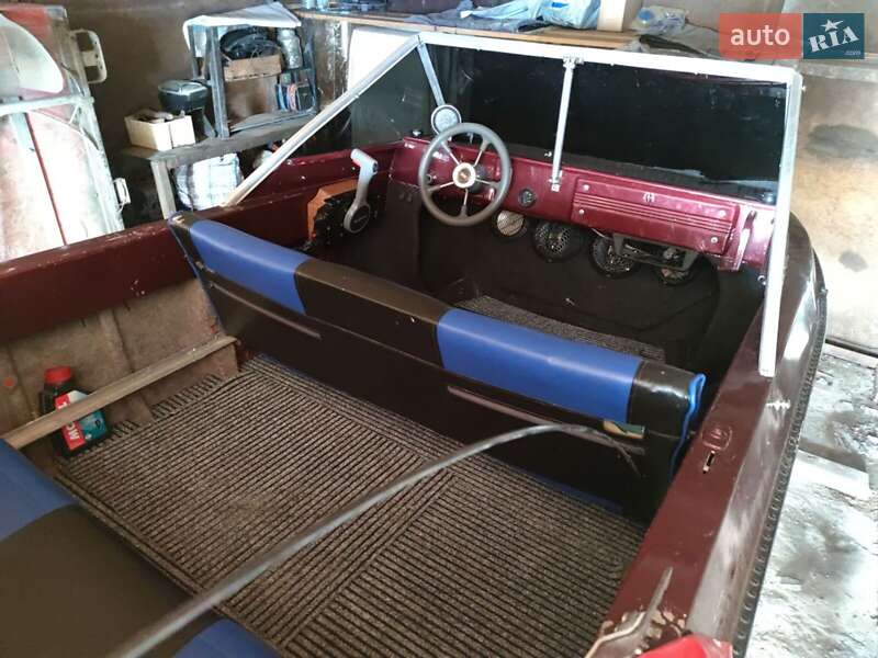 Човен Крим М 1981 в Кременчуці фото 12 Човен Крим М 1981 в Кременчуці