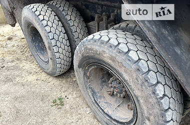 Автокран КС 4574 1991 в 