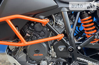 Мотоцикл Внедорожный (Enduro) KTM 1190 Adventure 2016 в 