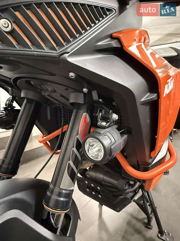 Мотоцикл Багатоцільовий (All-round) KTM 1290 Super Adventure 2017 в Бучі