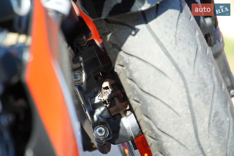 Мотоцикл Без обтікачів (Naked bike) KTM 200 Duke 2021 в Хмельницькому фото 11 Мотоцикл Без обтікачів (Naked bike) KTM 200 Duke 2021 в Хмельницькому