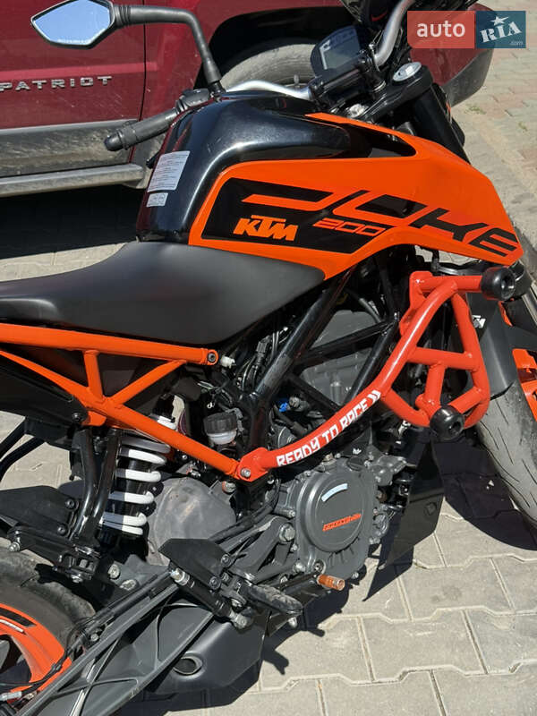 Мотоцикл Без обтекателей (Naked bike) KTM 200 2020 в Кельменцах фото 23 Мотоцикл Без обтекателей (Naked bike) KTM 200 2020 в Кельменцах