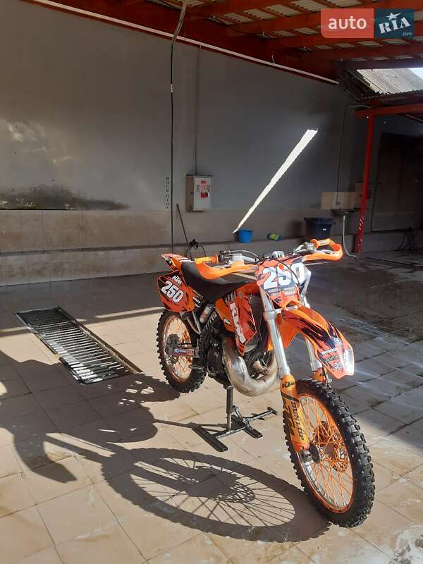Мотоцикл Кросс KTM 250 SX-F 2005 в Рахове