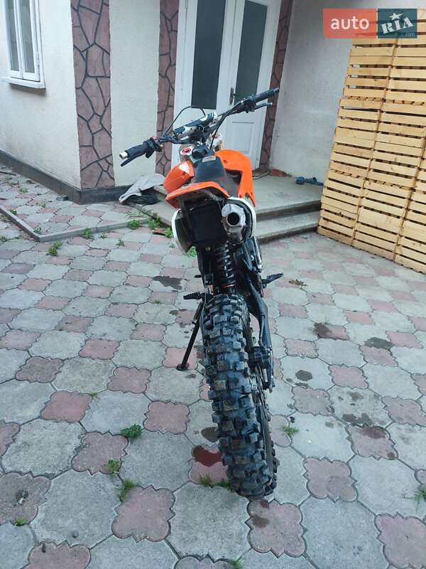 Мотоцикл Кросс KTM 250 2015 в Косові