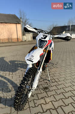 Мотоцикл Кросс KTM 350 EXC-F 2023 в 