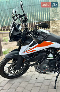 Мотоцикл Багатоцільовий (All-round) KTM 390 Adventure 2021 в 