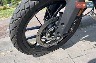 Мотоцикл Багатоцільовий (All-round) KTM 390 Adventure 2021 в 