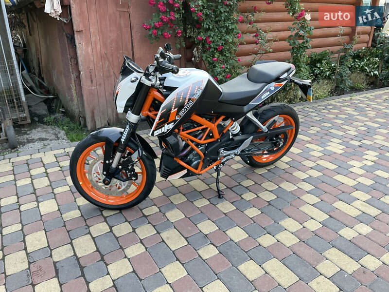 Мотоцикл Без обтекателей (Naked bike) KTM 390 Duke 2016 в Снятине