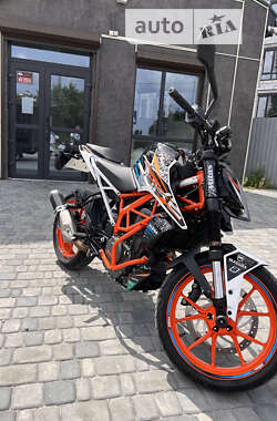 Мотоцикл Без обтекателей (Naked bike) KTM 390 Duke 2018 в 