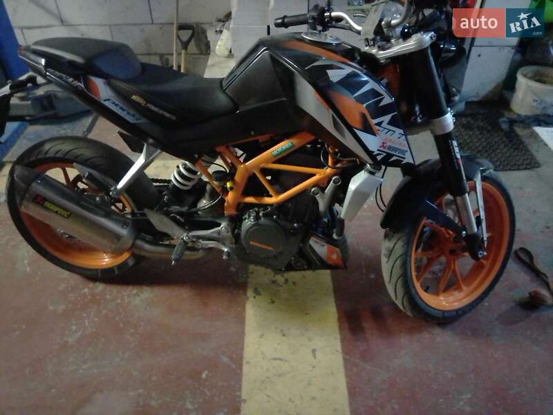 Вантажні моторолери, мотоцикли, скутери, мопеди KTM 390 Duke 2015 в Києві