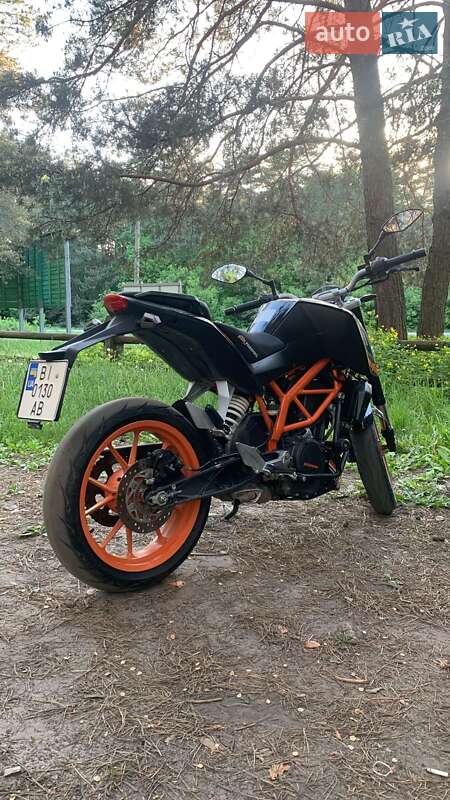 Мотоцикл Спорт-туризм KTM 390 Duke 2014 в Полтаві