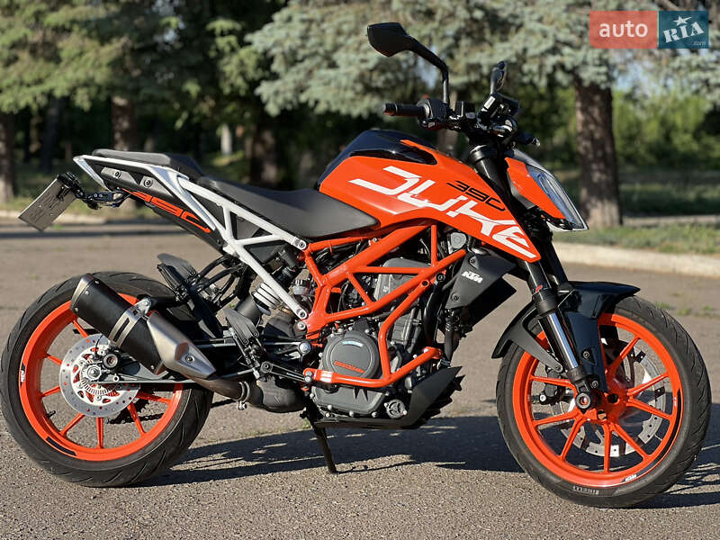 Мотоцикл Без обтікачів (Naked bike) KTM 390 Duke 2018 в 