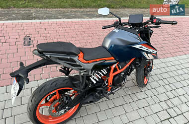 Мотоцикл Без обтекателей (Naked bike) KTM 390 Duke 2024 в 