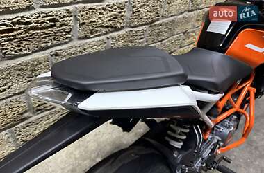Мотоцикл Без обтекателей (Naked bike) KTM 390 Duke 2019 в 