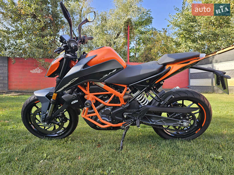 Мотоцикл Без обтікачів (Naked bike) KTM 390 Duke 2023 в Дніпрі