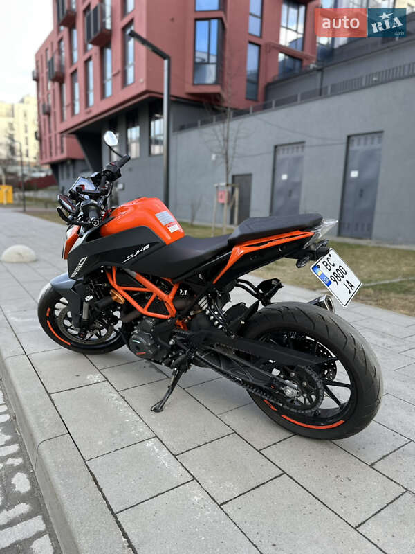 Мотоцикл Без обтекателей (Naked bike) KTM 390 Duke 2023 в Львове