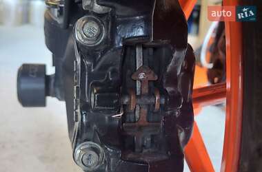 Мотоцикл Без обтікачів (Naked bike) KTM 390 Duke 2014 в 