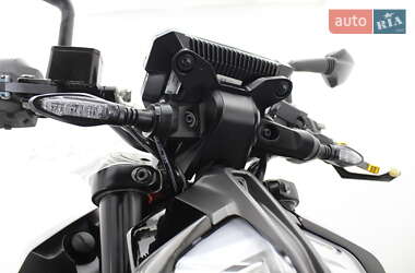 Мотоцикл Без обтекателей (Naked bike) KTM 390 Duke 2020 в 