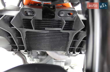 Мотоцикл Без обтекателей (Naked bike) KTM 390 Duke 2020 в 