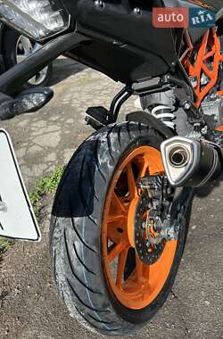 Мотоцикл Многоцелевой (All-round) KTM 390 Duke 2021 в 