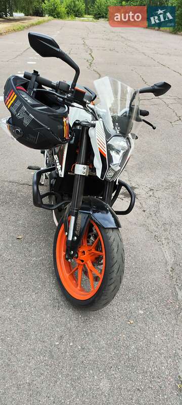 Мотоцикл Без обтекателей (Naked bike) KTM 390 Duke 2016 в Черкассах фото 5 Мотоцикл Без обтекателей (Naked bike) KTM 390 Duke 2016 в Черкассах