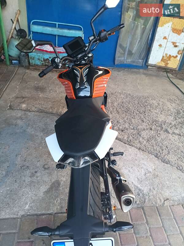 Мотоцикл Без обтекателей (Naked bike) KTM 390 Duke 2021 в Черкассах фото 5 Мотоцикл Без обтекателей (Naked bike) KTM 390 Duke 2021 в Черкассах