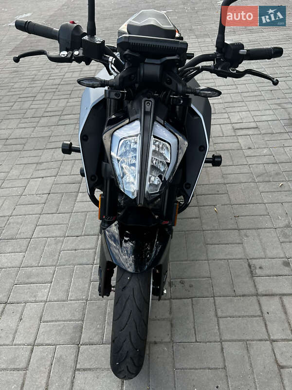 Мотоцикл Без обтекателей (Naked bike) KTM 390 Duke 2021 в Днепре