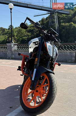 Мотоцикл Без обтекателей (Naked bike) KTM 390 Duke 2021 в Житомире