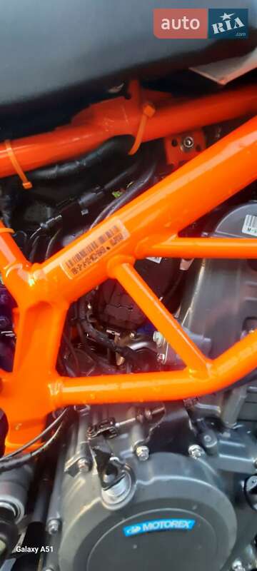 Мотоцикл Без обтекателей (Naked bike) KTM 390 Duke 2021 в Коростышеве фото 13 Мотоцикл Без обтекателей (Naked bike) KTM 390 Duke 2021 в Коростышеве