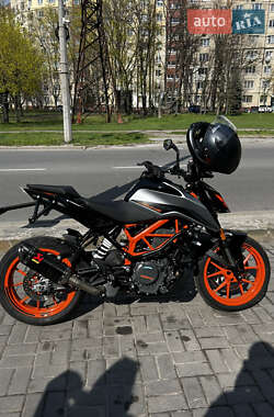 Мотоцикл Без обтекателей (Naked bike) KTM 390 Duke 2021 в Днепре