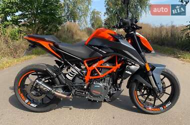 Мотоцикл Без обтекателей (Naked bike) KTM 390 Duke 2023 в Ивано-Франковске